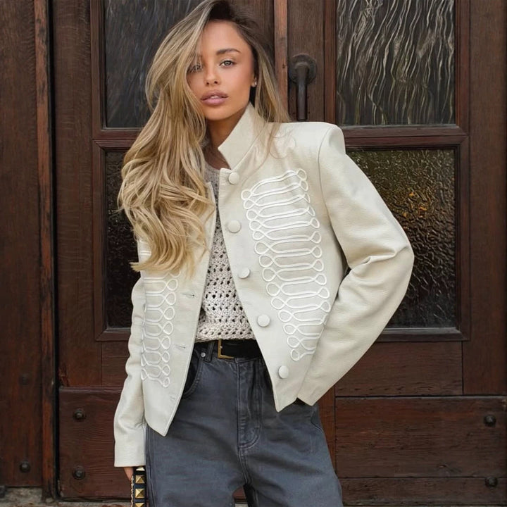 Damen Kurzjacke im Military-Stil mit dekorativer Kordverzierung und Stehkragen Echoarchiv