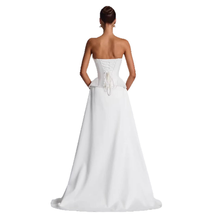 Damen Hochwertiges Brautkleid mit eleganter Drapierung und herzförmigem Ausschnitt Echo Archiv