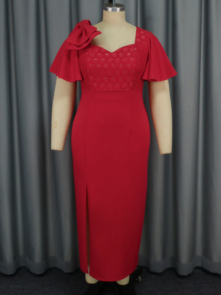 Damen Elegantes Abendkleid mit floralem Spitzenoberteil und voluminösen Rüschensäumen Echo Archiv