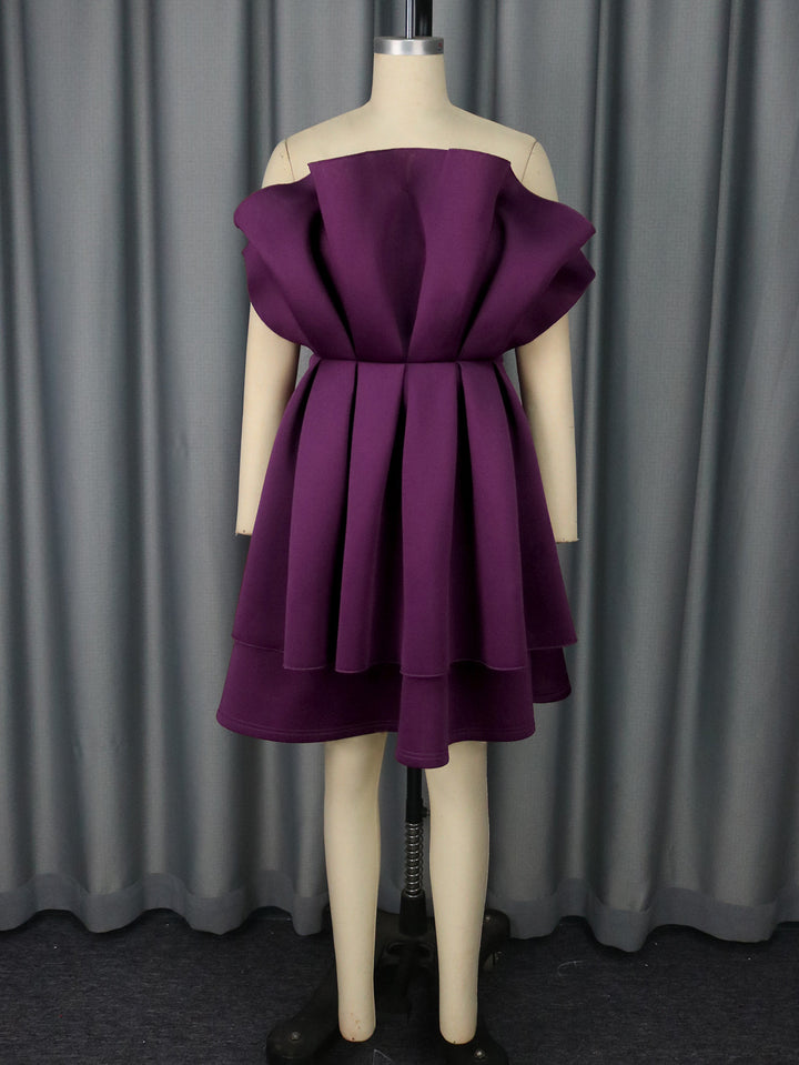 Damen Glamouröses Cocktailkleid mit voluminösen Rüschen Echo Archiv