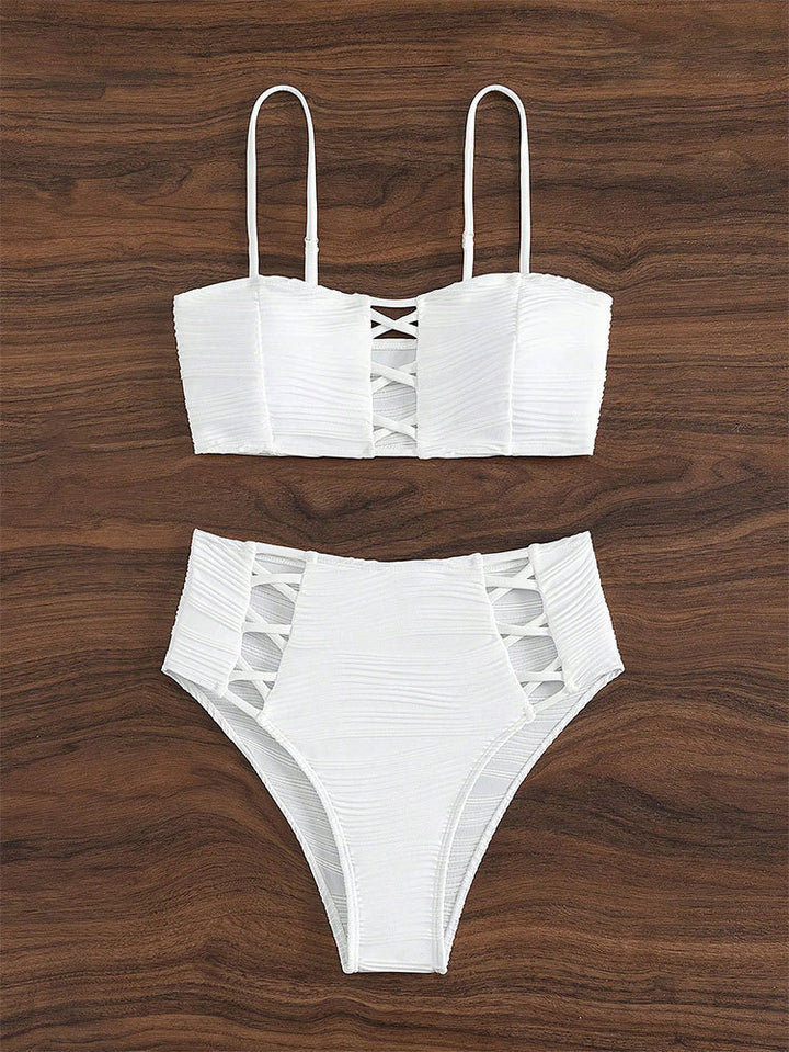 Damen Bikini-Set mit strukturierter Oberfläche und dekorativen Einsätzen Echo Archiv