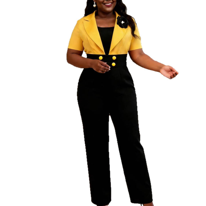 Damen eleganter Jumpsuit mit tailliertem Design und auffälligen Details Echo Archiv