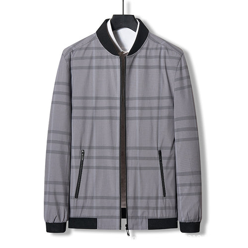 Herren sportliche Übergangsjacke mit modernen Einsätzen und vielseitigen Taschen Echoarchiv