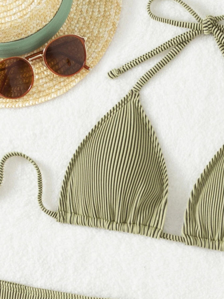Damen Bikini-Set mit eleganter Rippstruktur und passendem Rock Echo Archiv