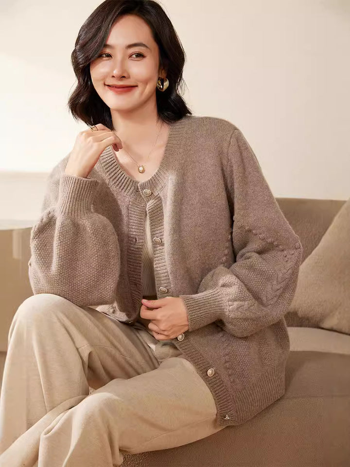 Damen Strickcardigan mit Strukturmuster, Ballonärmeln und Perlmuttknopfleiste Echoarchiv