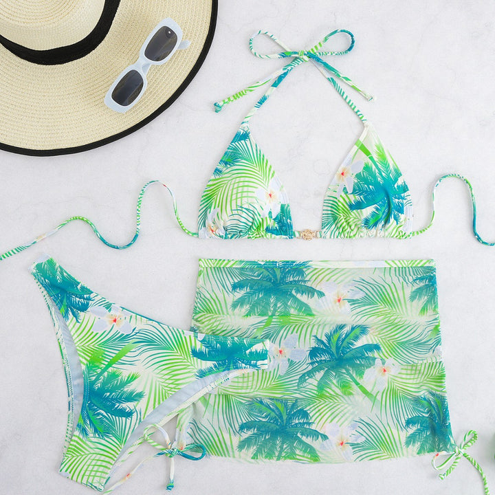 Damen Bikini-Set mit elegantem Wickelrock und tropischem Design Echo Archiv