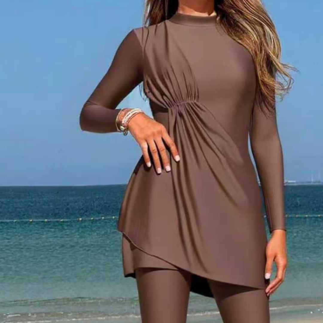 Damen Modischer Sportbadeanzug mit asymmetrischem Rock Echo Archiv