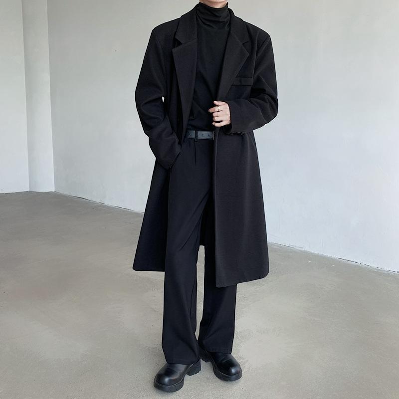 Eleganter Wollmantel für Herren Echo Archive