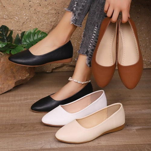Damen Ballerinas aus weichem Leder mit elegantem Schalen-Ausschnitt Echoarchiv