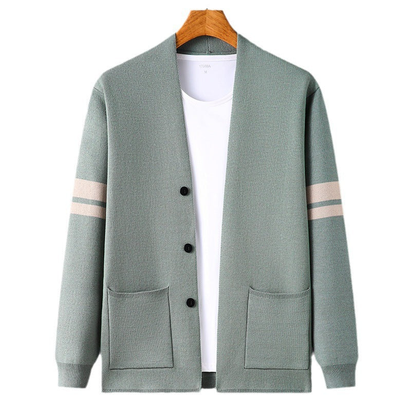 Herren modische Strickjacke mit eleganten Kontraststreifen und praktischen Taschen Echoarchiv