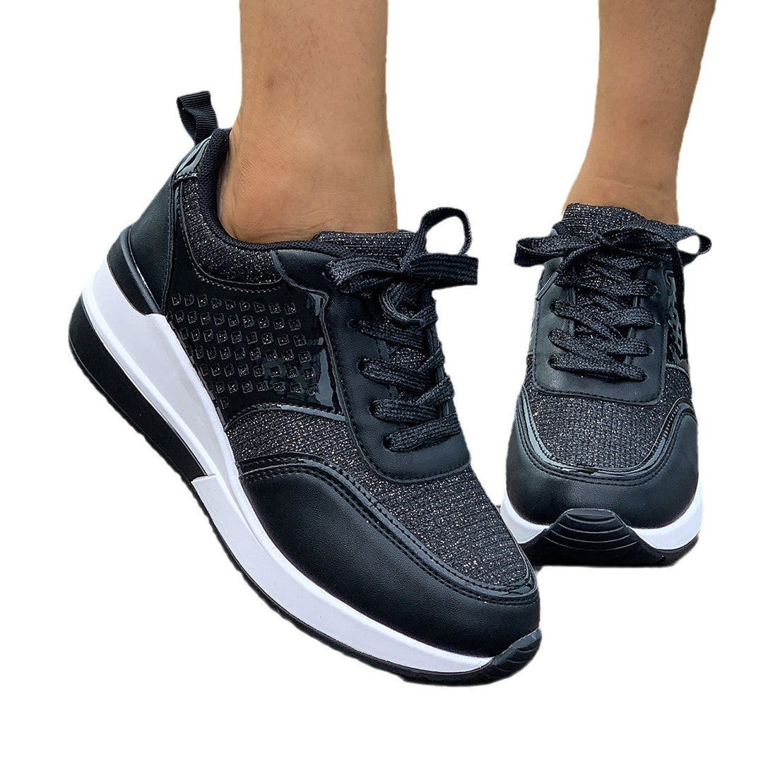 Damen stylische Keil-Sneaker mit metallischer Optik großflächigen Ziersteinen und gepolstertem Komfortfußbett Echo Archiv