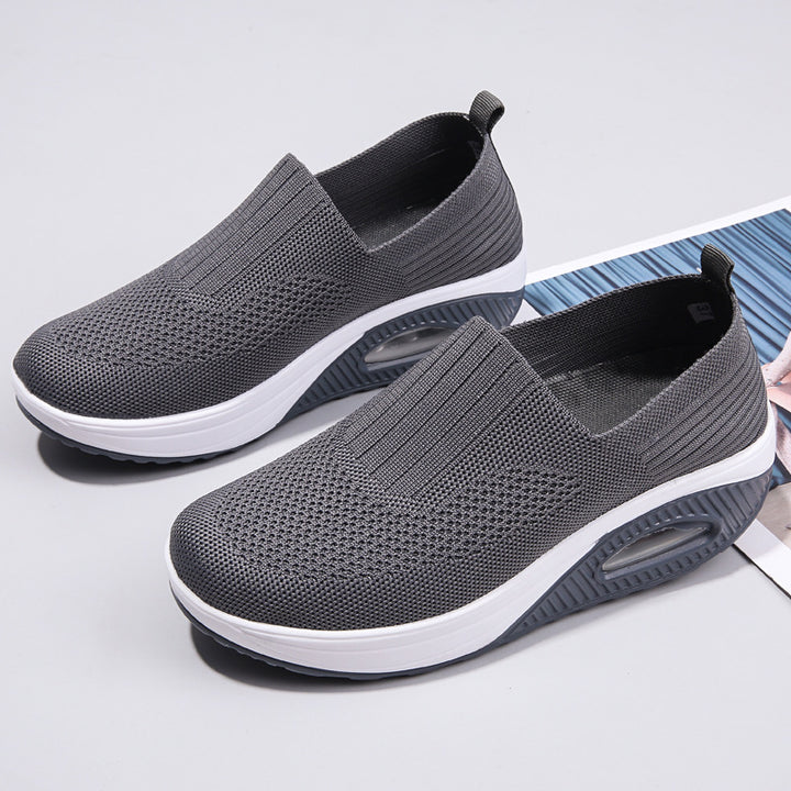 Damen nan elastische Strick-Slipper mit ergonomischer Keilsohle und sichtbarer Luftpolsterkapsel Echo Archiv
