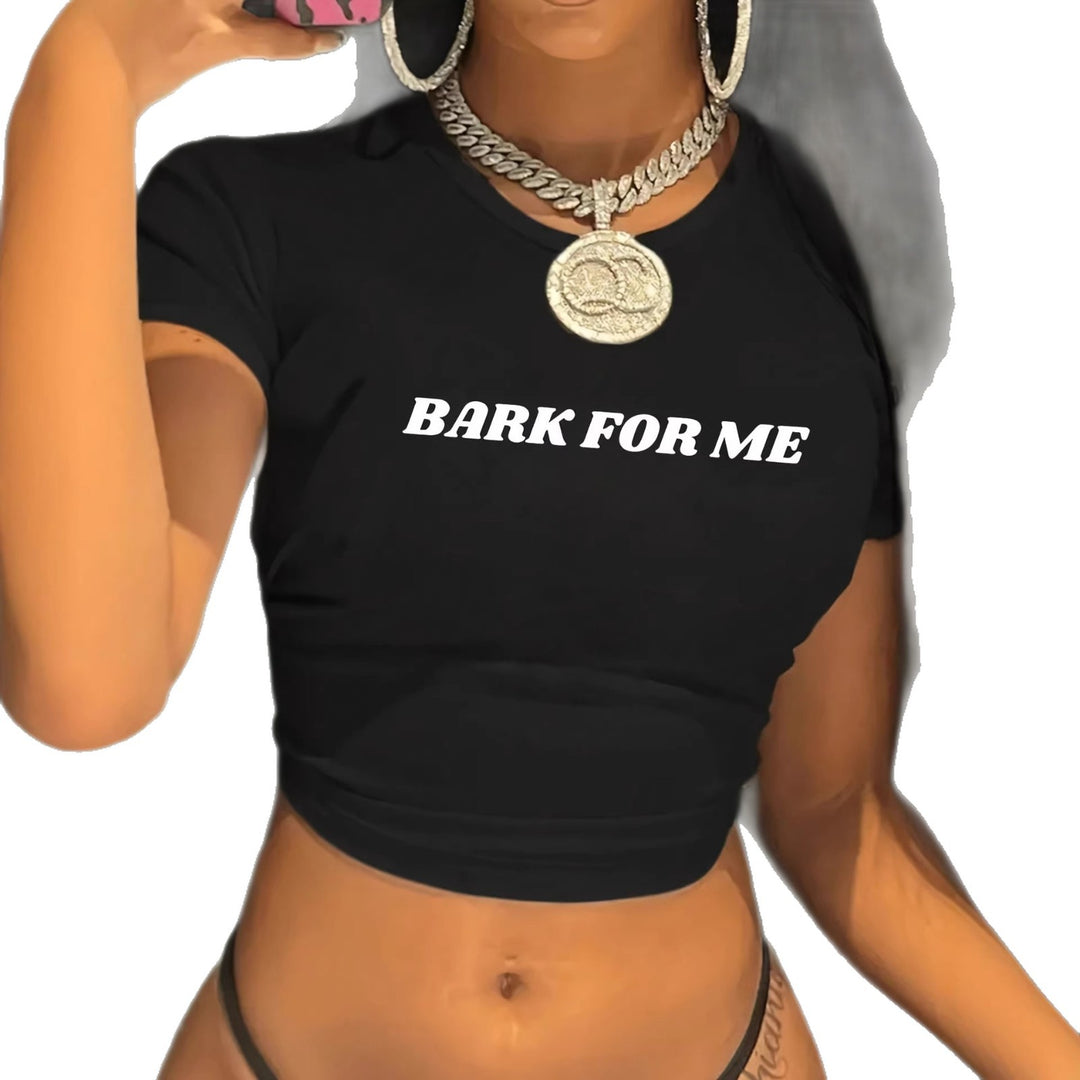 Damen Kurzarm Crop-T-Shirt mit auffälligem Schriftzug Echo Archiv