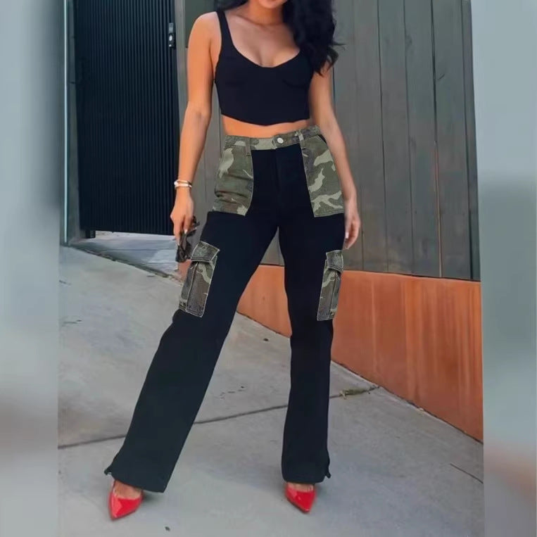 Damen High-Waist Utility-Jeans mit Camouflage-Paneelen und aufgesetzten Cargotaschen Echo Archiv