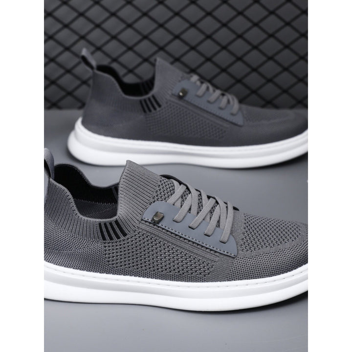 Herren Atmungsaktive Sneakers mit elastischem Schnürsystem Echoarchiv