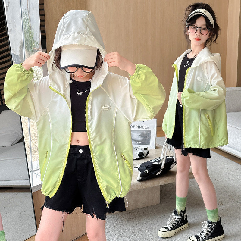 Damen nan leichte Übergangsjacke mit Kapuze elastischen Bündchen und Reißverschlusstaschen Echo Archiv
