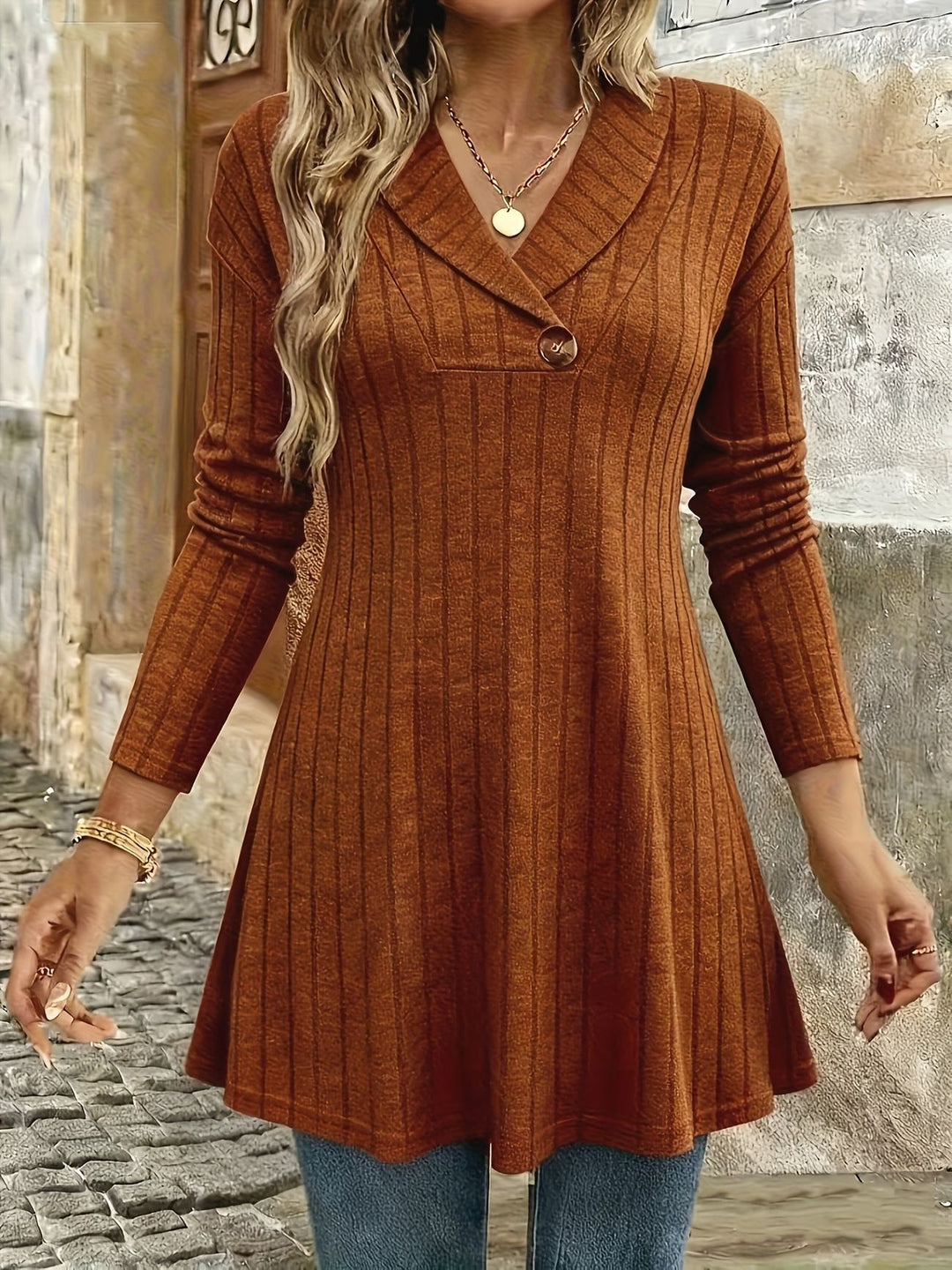 Damen Gestricktes A‑Linien‑Tunika‑Kleid mit Schalkragen und Zierknopf Echo Archiv