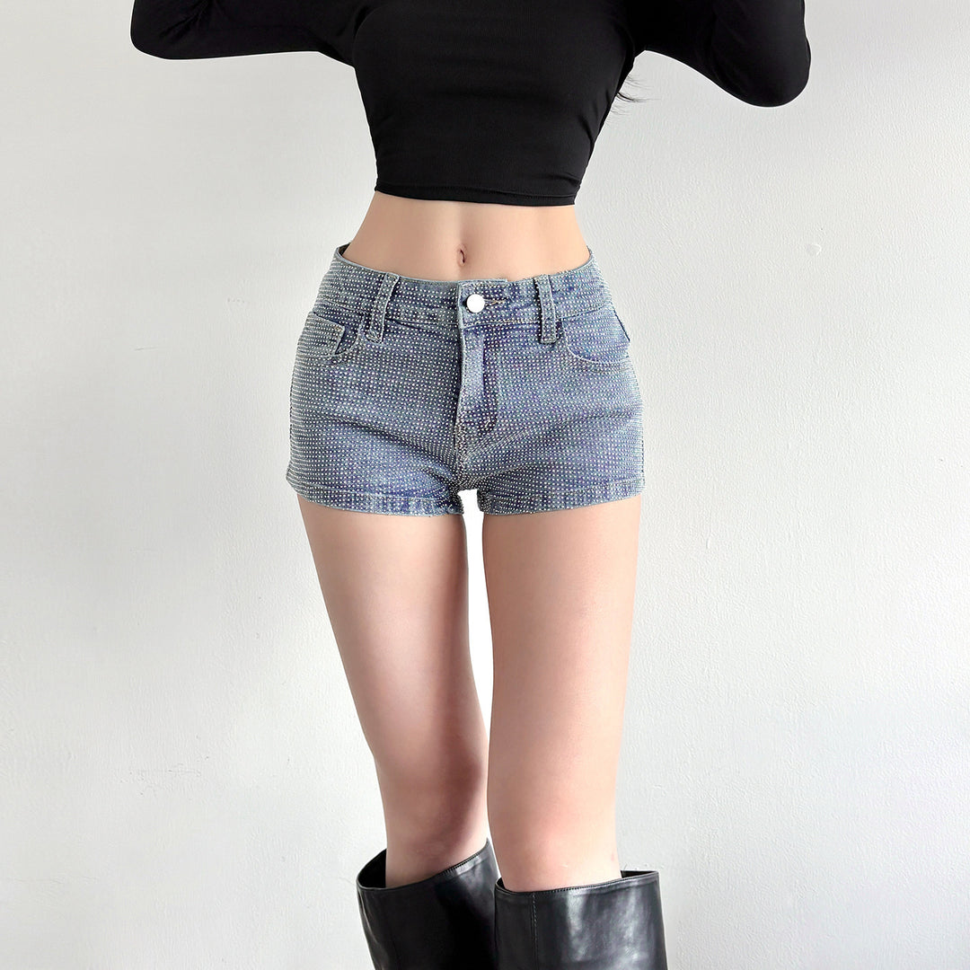 Damen Glitzernde Denim-Shorts mit funkelnden Akzenten Echo Archiv