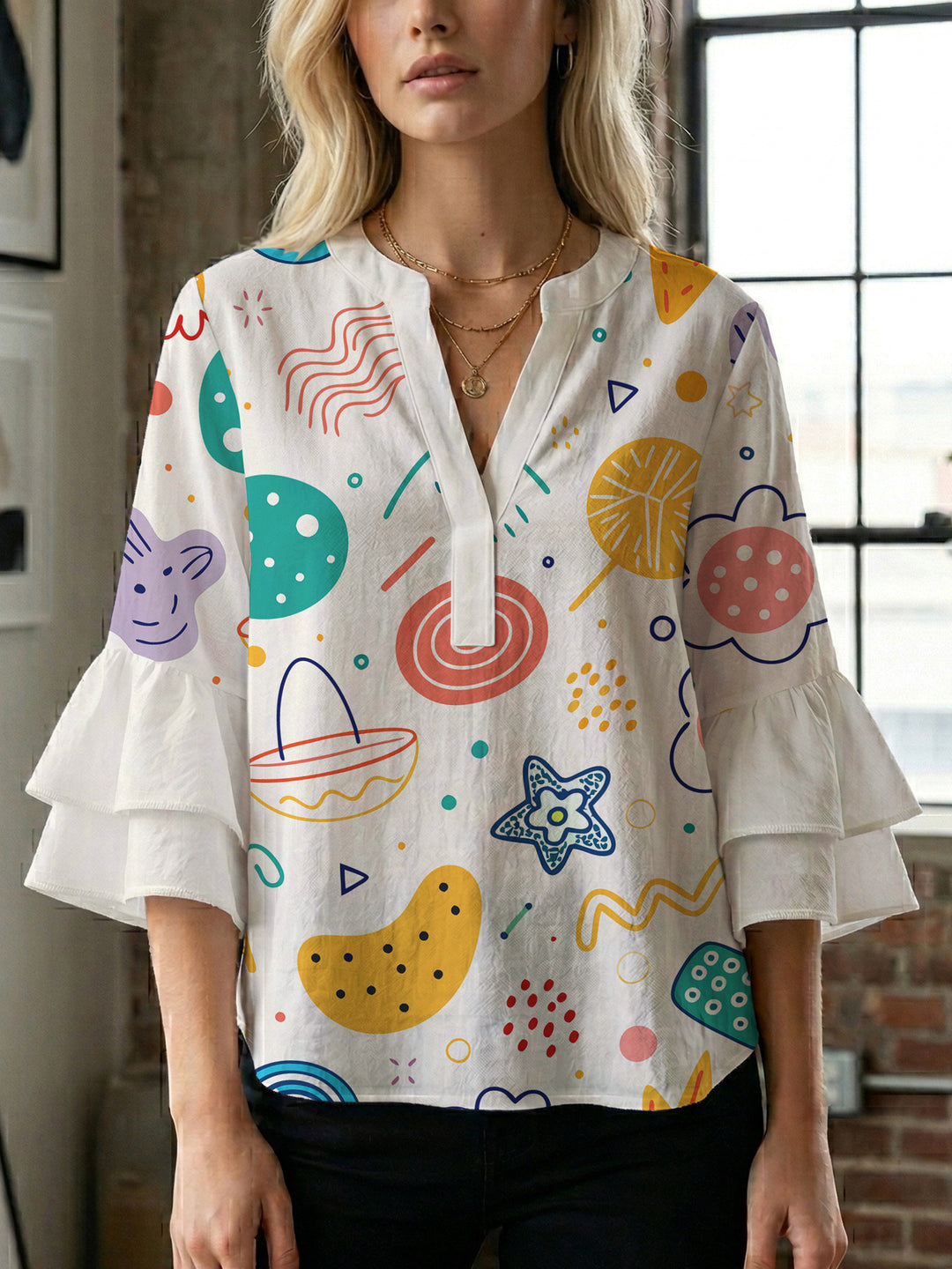 Damen Bluse mit voluminösen Rüschenärmeln und floralem Muster Echo Archiv