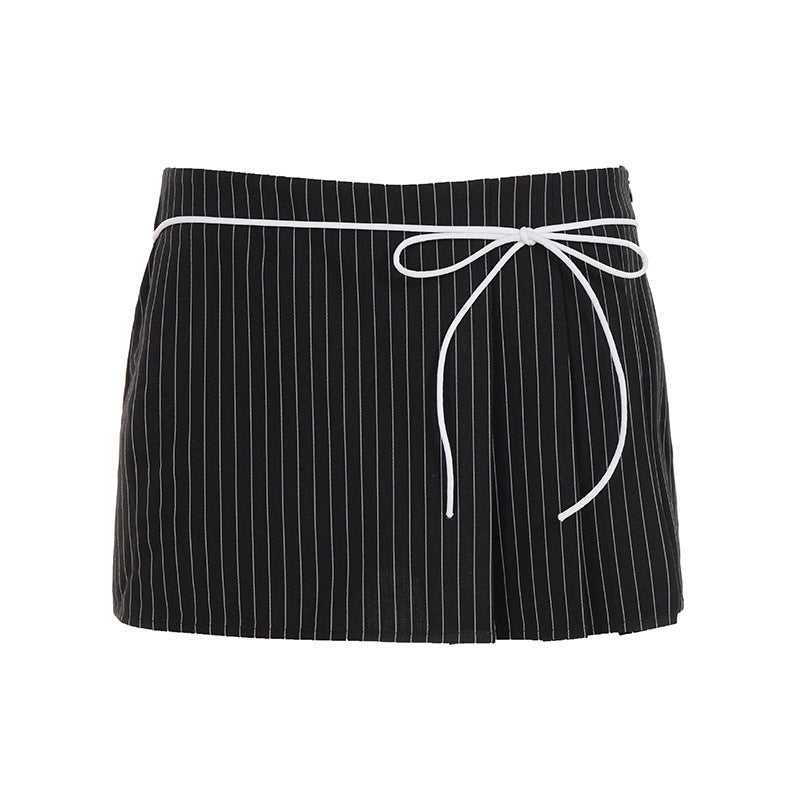 Damen Shorts mit schickem Streifenmuster und elastischem Bund Echo Archiv