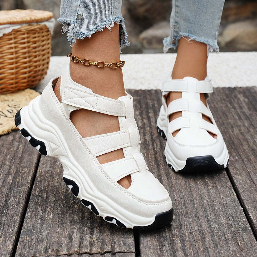 Damen  sportive Plateau-Sandalette im Sneakerstil mit verstellbaren Riemen und dämpfender EVA-Sohle Echo Archiv