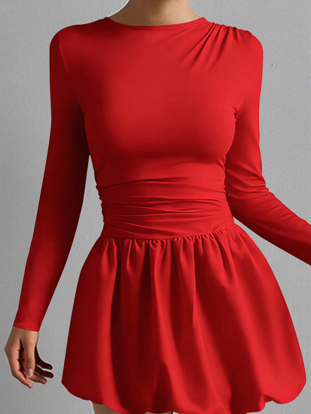 Damen Figurumspielendes Kleid mit langen Ärmeln und gerafftem Saum Echo Archiv
