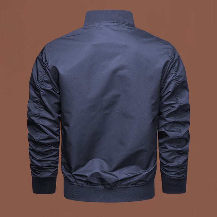 Herren leichter Nylon-Bomber mit Ärmeltasche, Reißverschluss und gerippten Bündchen – Brevano