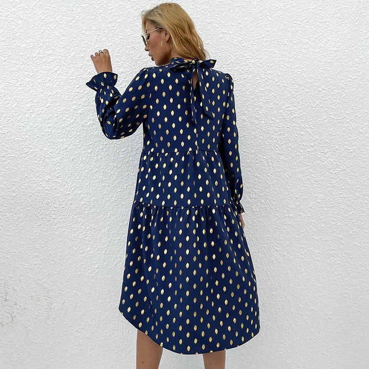 Damen Tailliertes Stufen-Minikleid mit Stehkragen, Puffärmeln und Metallic-Pünktchen Echoarchiv