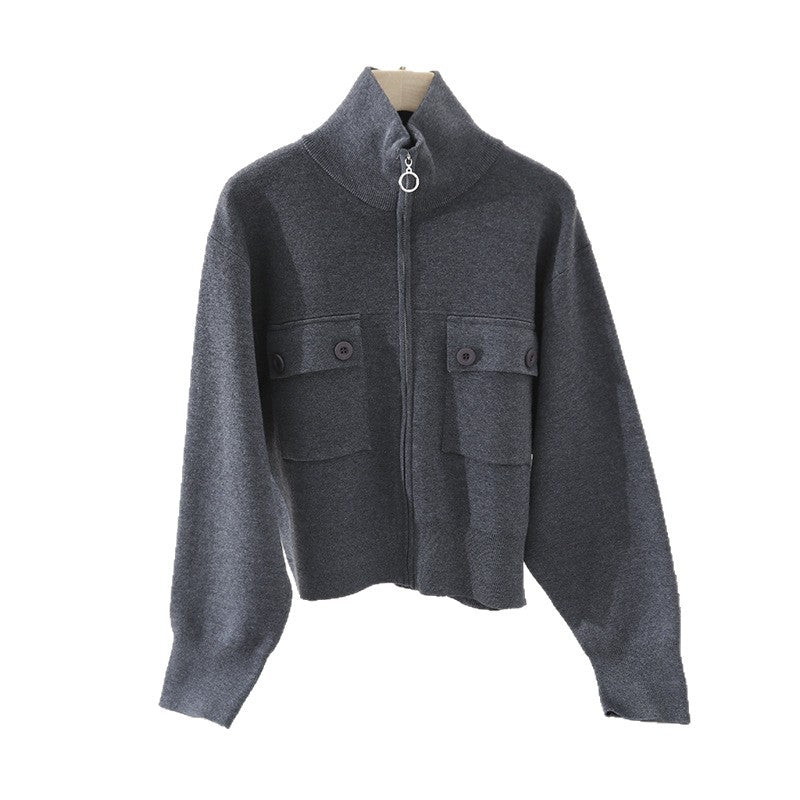 Damen Kurze strukturierte Strickjacke mit Stehkragen, Metallreißverschluss & Brusttaschen Echo Archiv