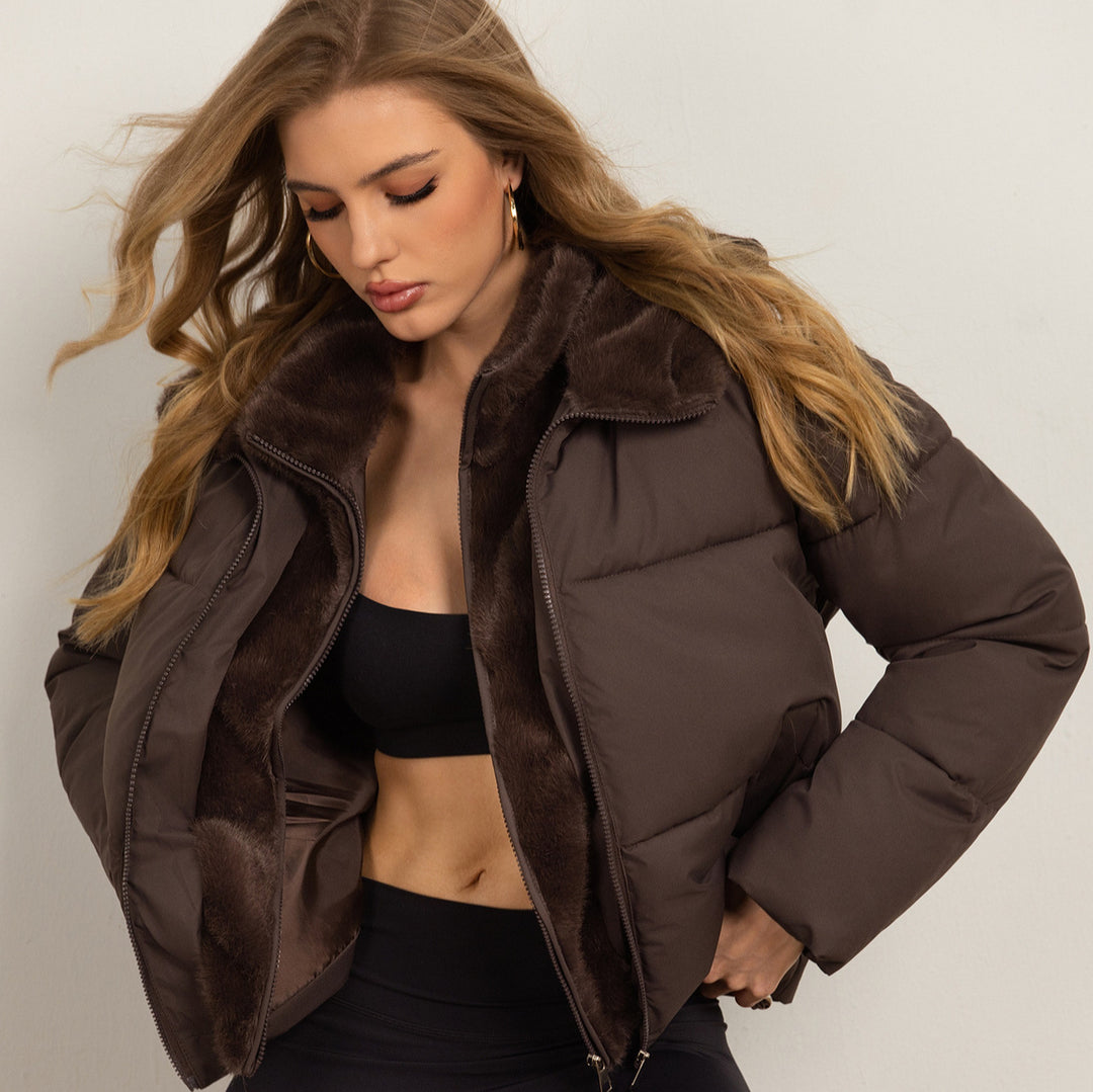 Damen Kurz geschnittene Pufferjacke mit kuscheliger Kunstfell‑Fütterung und hohem Kragen Echo Archiv