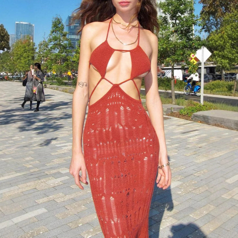 Damen Maxikleid mit raffiniertem Cut-Out-Design und zarten Trägern Echo Archiv