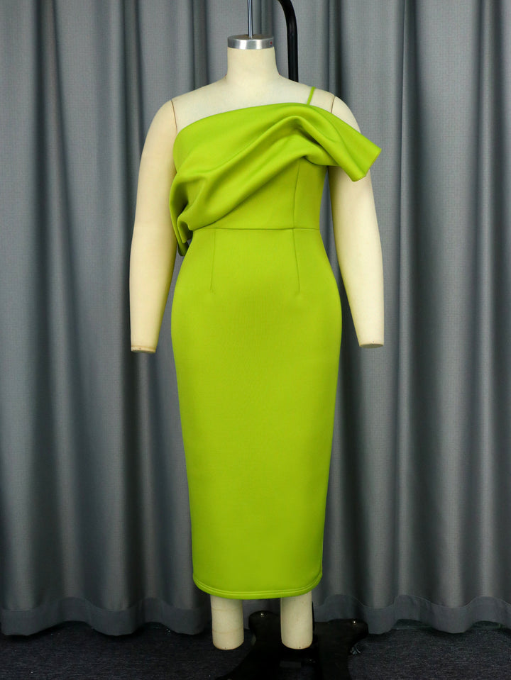 Damen Elegantes Maxikleid mit asymmetrischem Design und Drapierung Echo Archiv