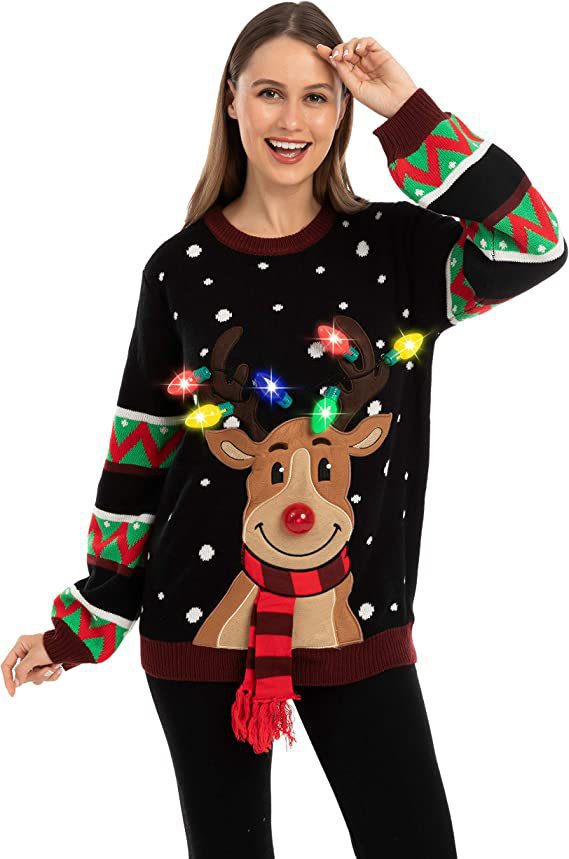Damen nan weihnachtlicher Strickpullover mit Rentierapplikation integrierter Lichterkette und dreidimensionalem Nasenpompom Echo Archiv