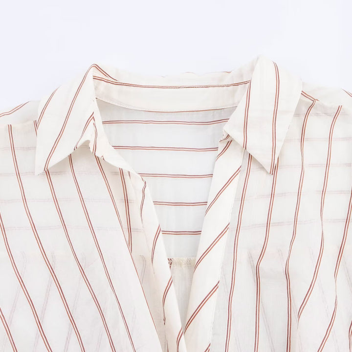 Damen Gestreifte Bluse mit Knotenfront und Hemdkragen Echo Archiv