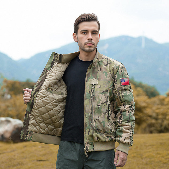 Herren modische Bomberjacke mit isolierendem Innenfutter und praktischen Taschen Echoarchiv