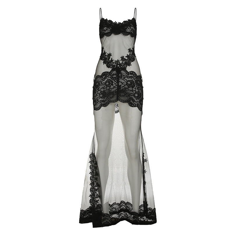 Damen Spitzenkleid mit verführerischen Transparenzen und eleganten Applikationen Echo Archiv