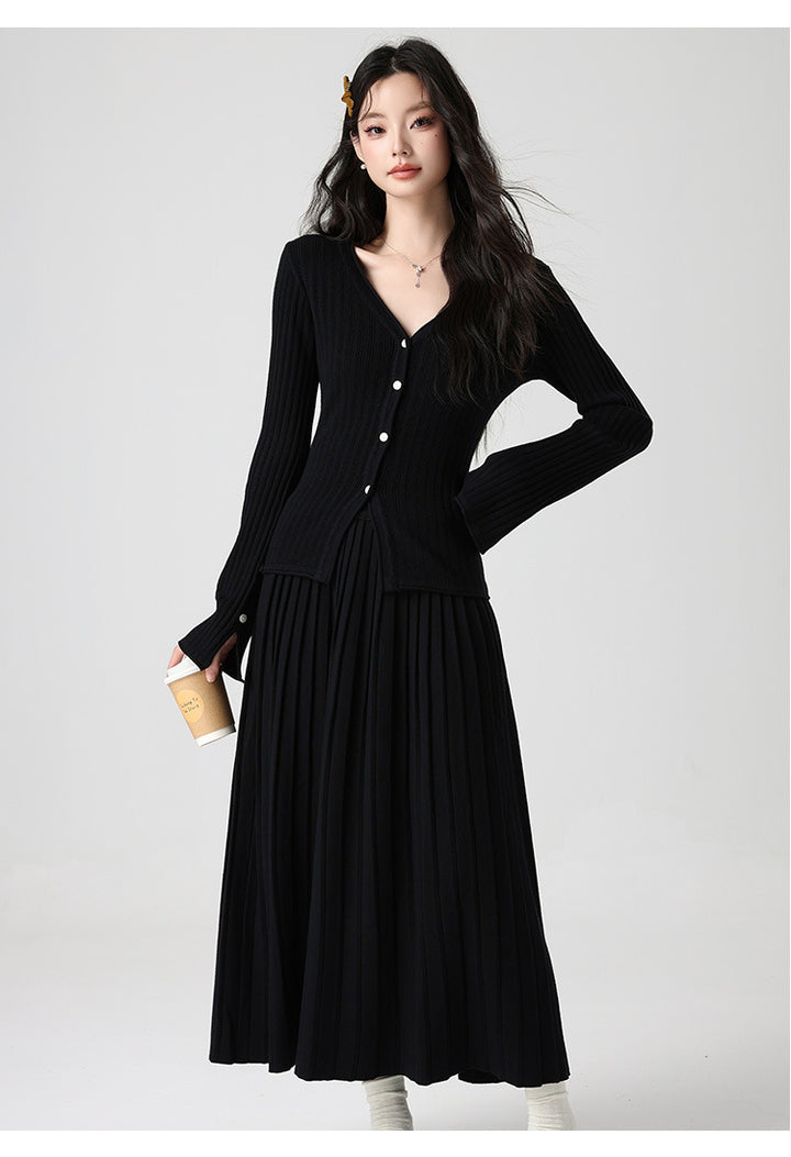 Damen Feines Strick-Set mit V-Ausschnitt Cardigan und plissiertem Maxirock Echoarchiv