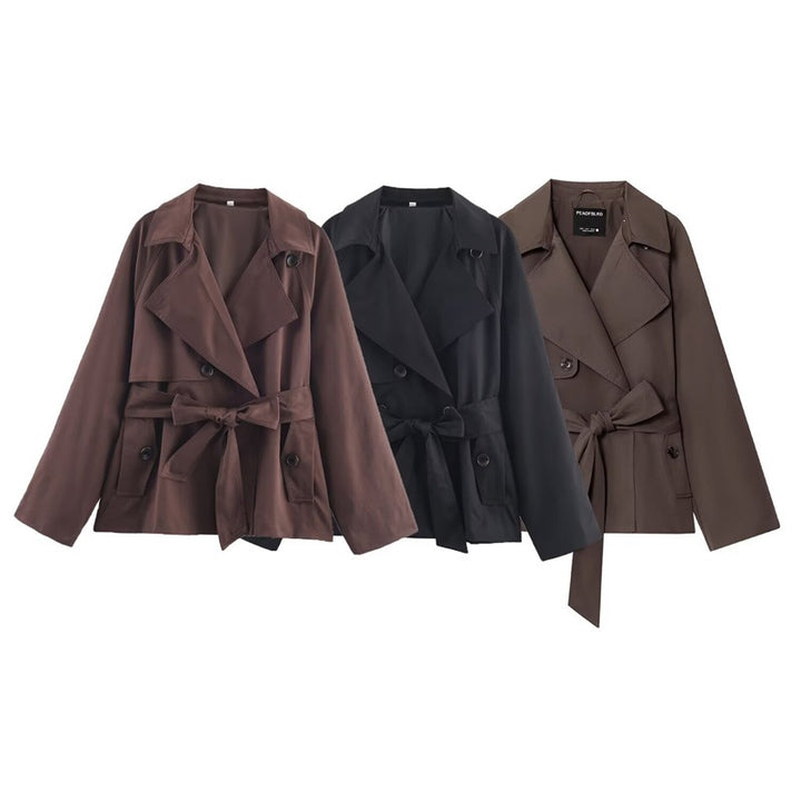 Damen Gekürzte Trenchjacke mit Schalkragen, Bindegürtel und Pattentaschen Echo Archiv