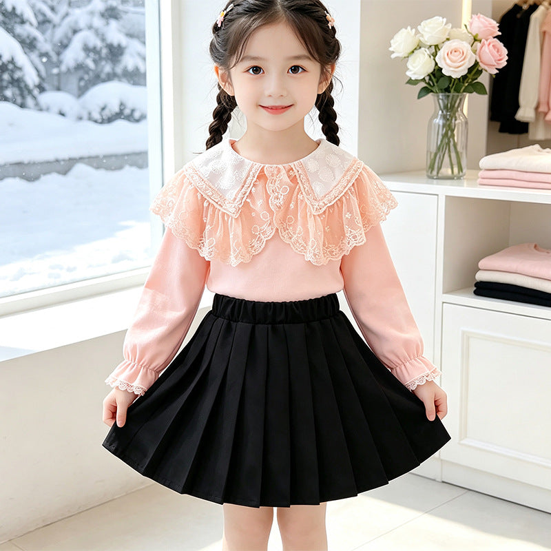 Mädchen Bluse mit elegantem Spitzenkragen und Rüschendetails Echo Archiv