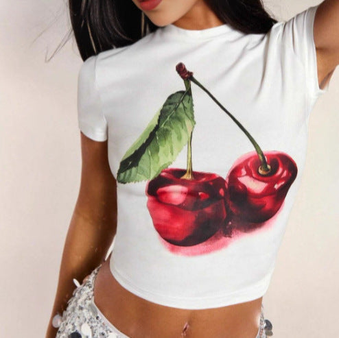 Damen Crop-T-Shirt mit fruchtigem Kirschmotiv und figurbetontem Schnitt Echo Archiv