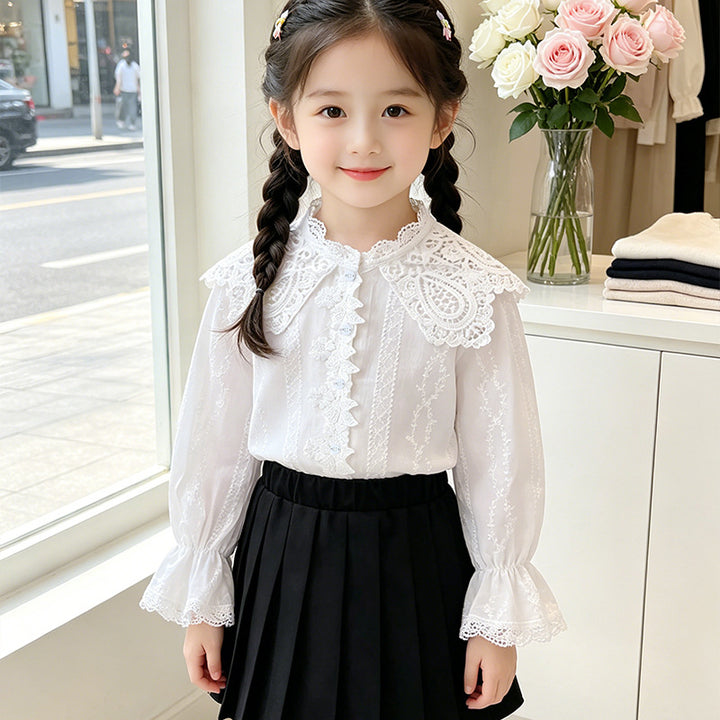 Mädchen elegante Bluse mit Rüschenkragen und Spitzenakzenten Echo Archiv