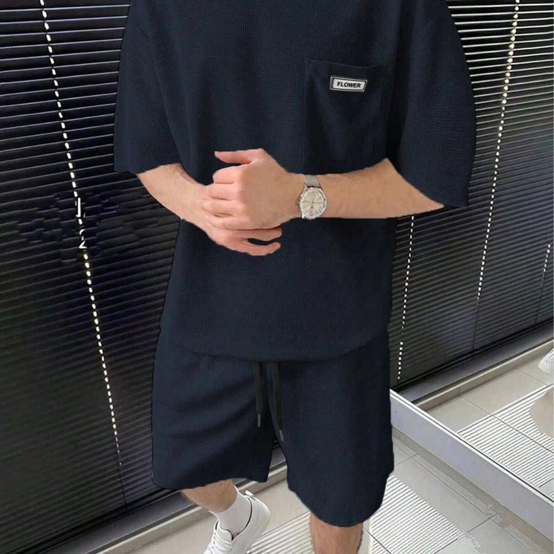 Herren lässiges Kurzarm-T-Shirt und Shorts Set mit strukturierter Oberfläche Echoarchiv