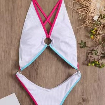 Damen Badeanzug mit verführerischem Cut-Out und modischen Akzenten Echo Archiv
