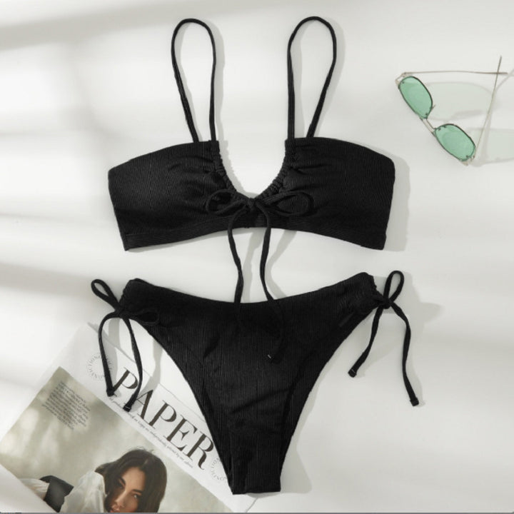 Damen Bikinis mit raffinierten Binde-Detail Echo Archiv
