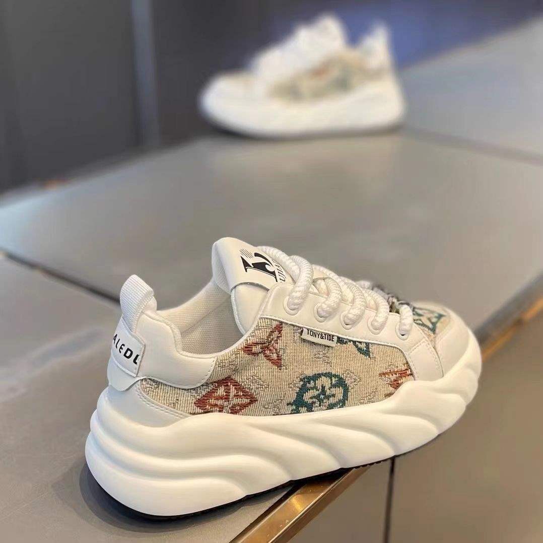 Damen Sneaker mit komfortabler und trendiger Wellensohle Echo Archiv
