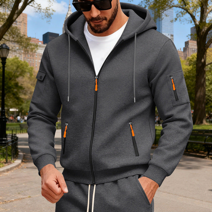 Herren sportlicher Kapuzenpullover mit modischen Schnellverschlüssen und praktischen Taschen – Cavarno