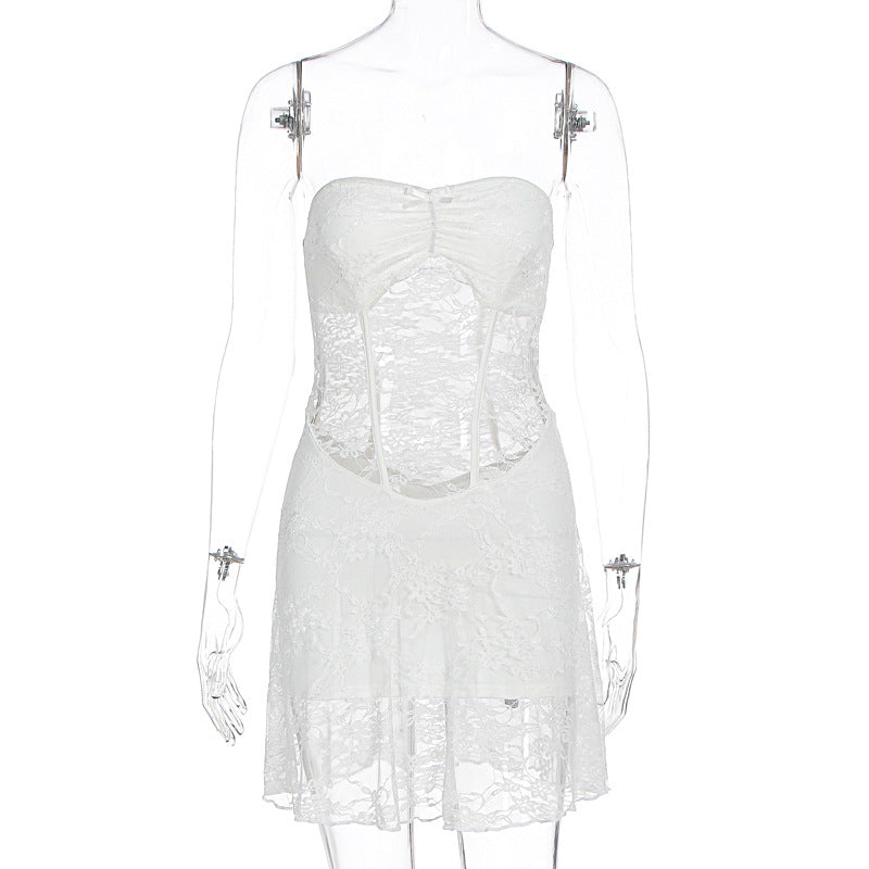 Damen Spitzenkleid mit Cut-Out-Design und tiefem Ausschnitt Echo Archiv