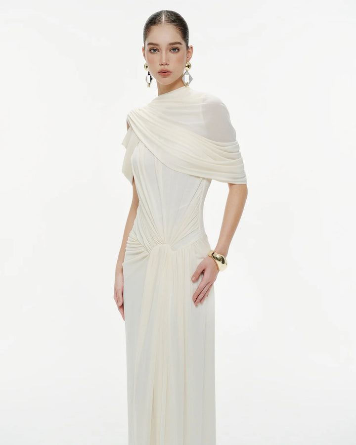 Damen elegantes Maxikleid mit innovativen Drapierungsdetails und asymmetrischem Oberteil Echo Archiv