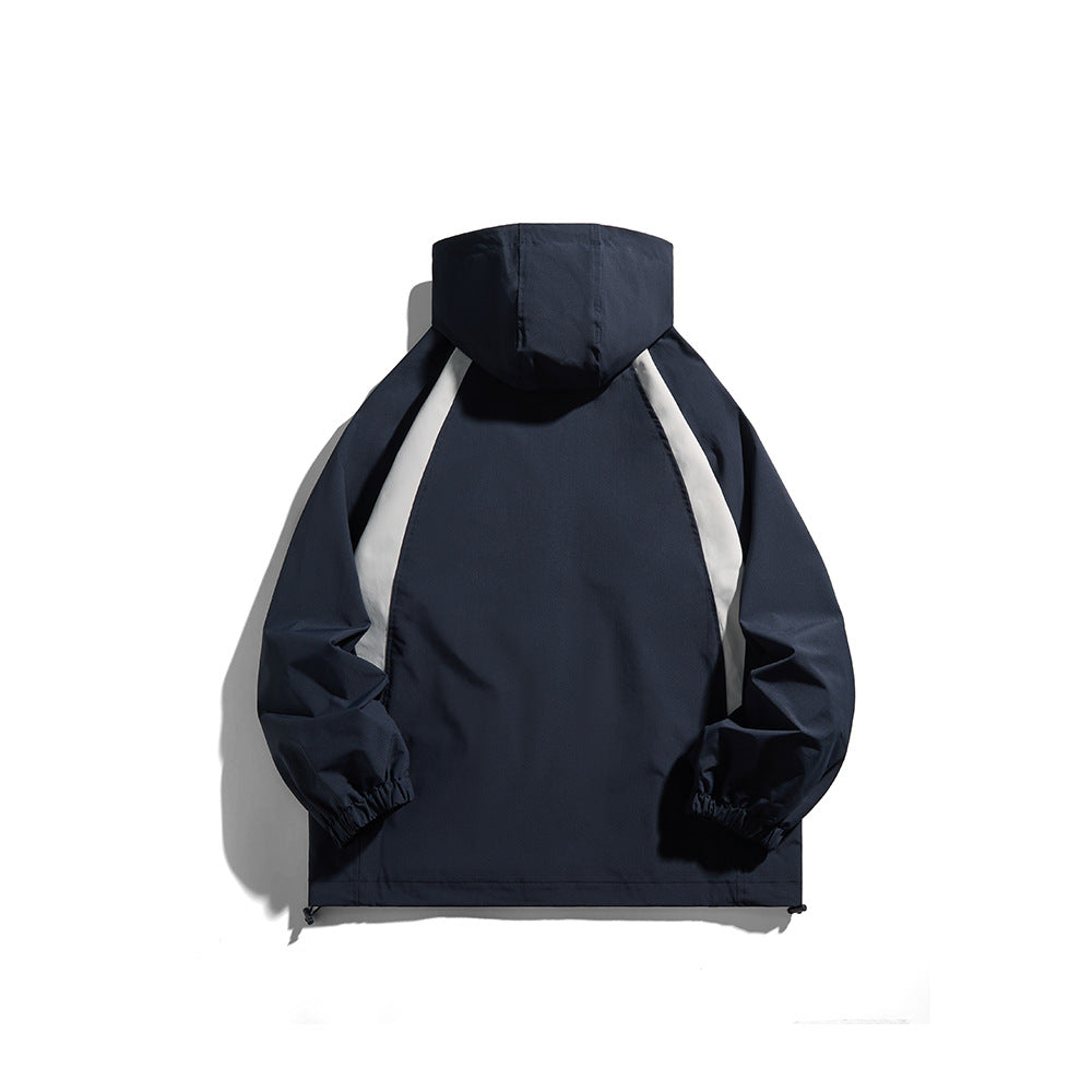 Herren Kapuzen-Windjacke im sportiven Colorblock-Design mit verstellbarem Saum Echoarchiv