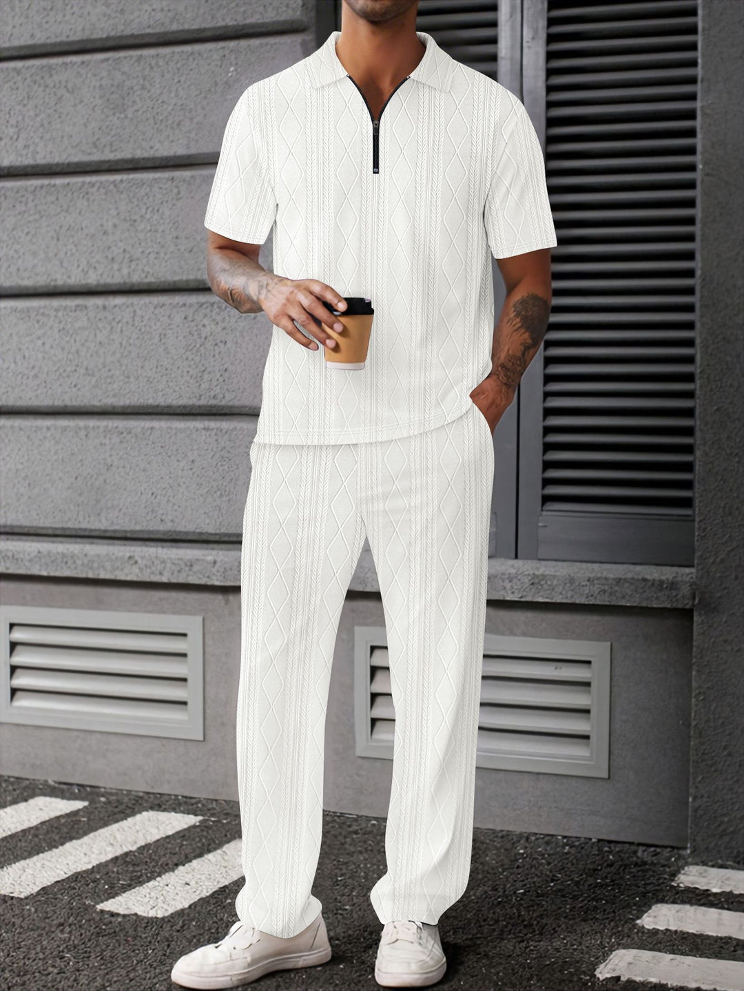 Herren Kurzarm-Jumpsuit mit strukturiertem Zipper-Design Echoarchiv
